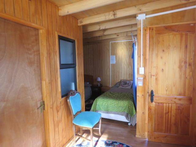 Hostal Y Cabanas Peumayen Пуерто-Гуадаль Екстер'єр фото