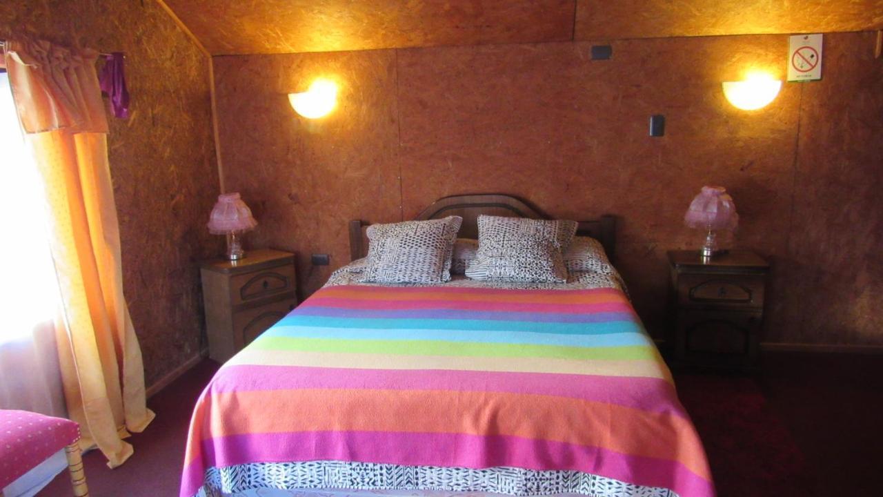 Hostal Y Cabanas Peumayen Пуерто-Гуадаль Екстер'єр фото