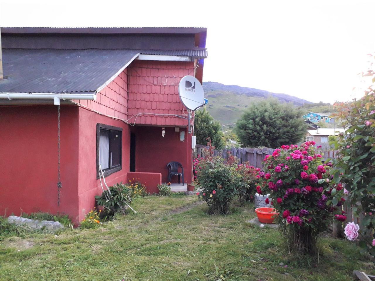 Hostal Y Cabanas Peumayen Пуерто-Гуадаль Екстер'єр фото