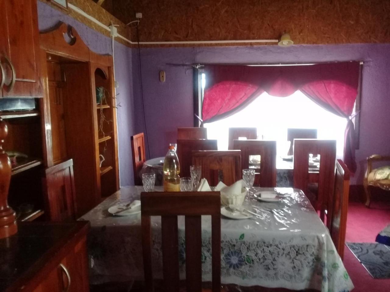 Hostal Y Cabanas Peumayen Пуерто-Гуадаль Екстер'єр фото